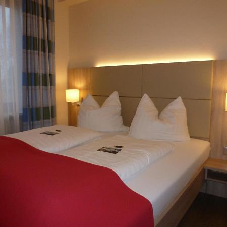Hotel Das Moewenstuebchen 뢰멘 외부 사진